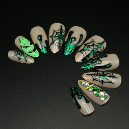 Glitter Green Spider-Almond Nails